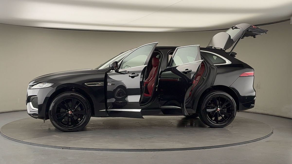 More views of Jaguar F-PACE