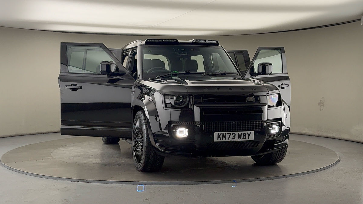 More views of Land Rover Defender 110