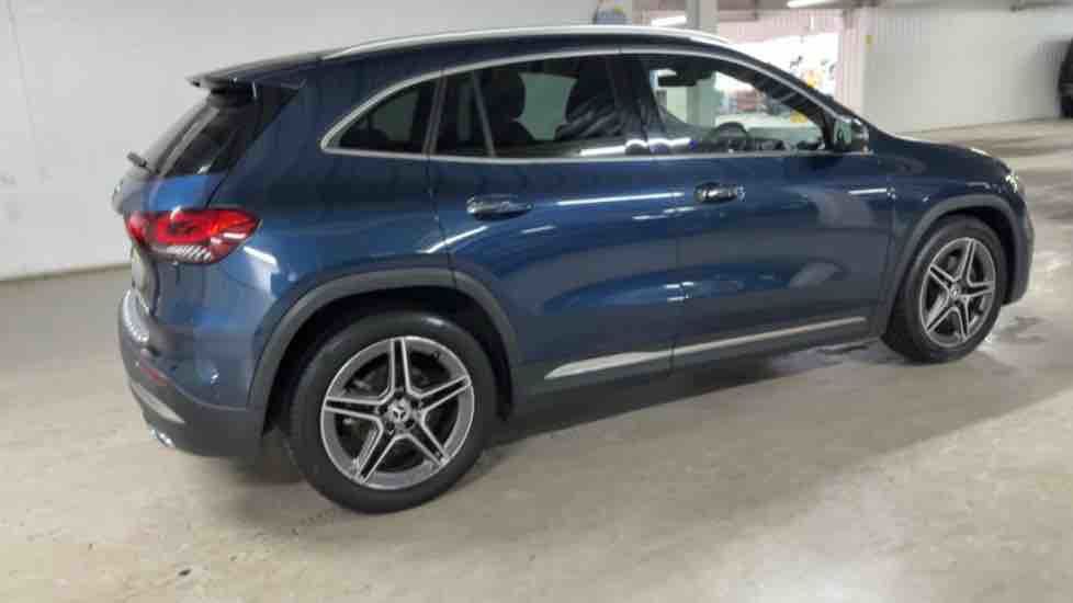 More views of Mercedes-Benz GLA