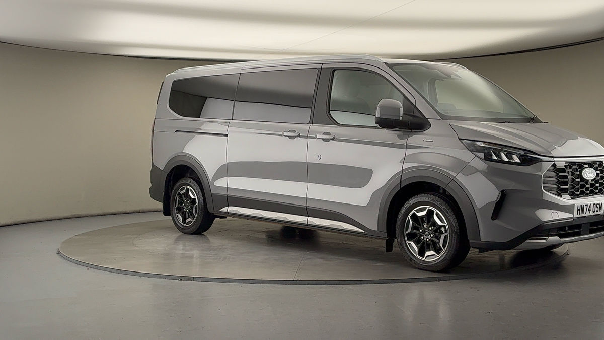 More views of Ford Tourneo Custom V710