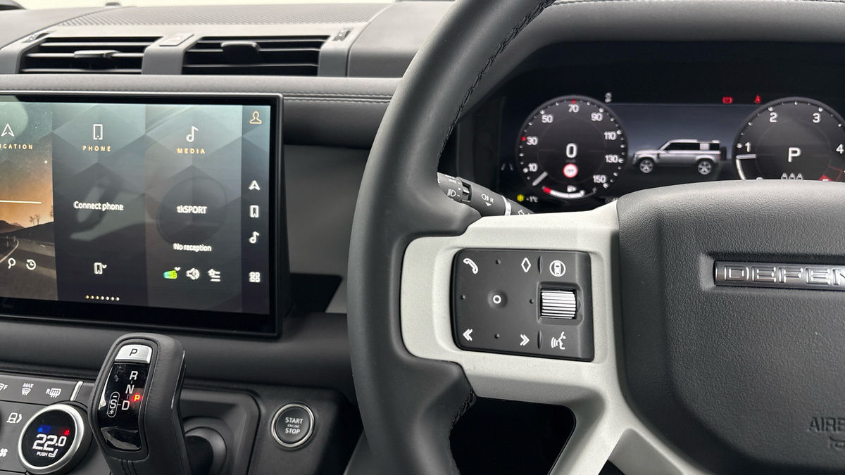 Land Rover Defender 110 Urban Image 13