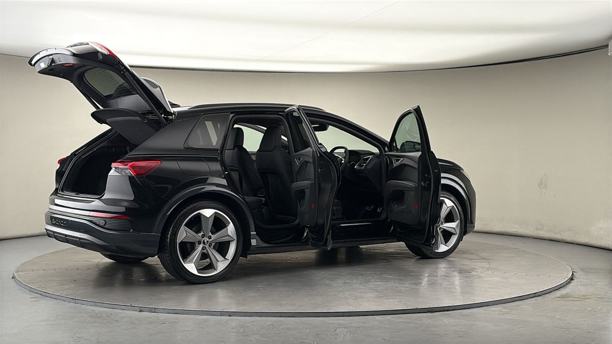 More views of Audi Q4 e-tron