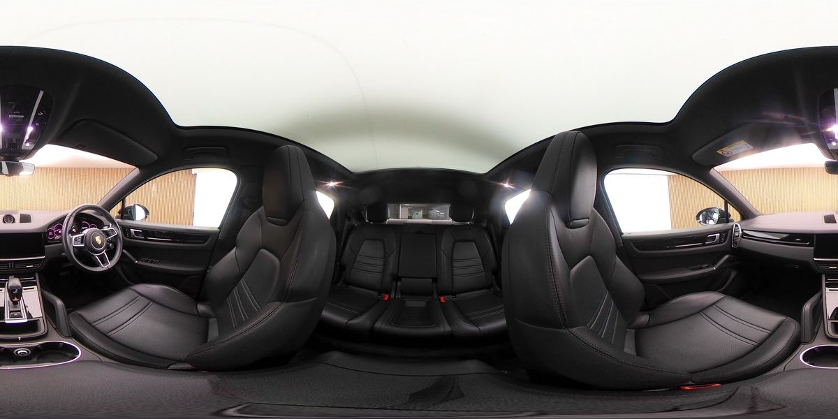 More views of Porsche Cayenne