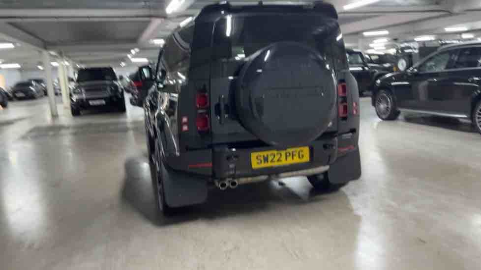 More views of Land Rover Defender 90