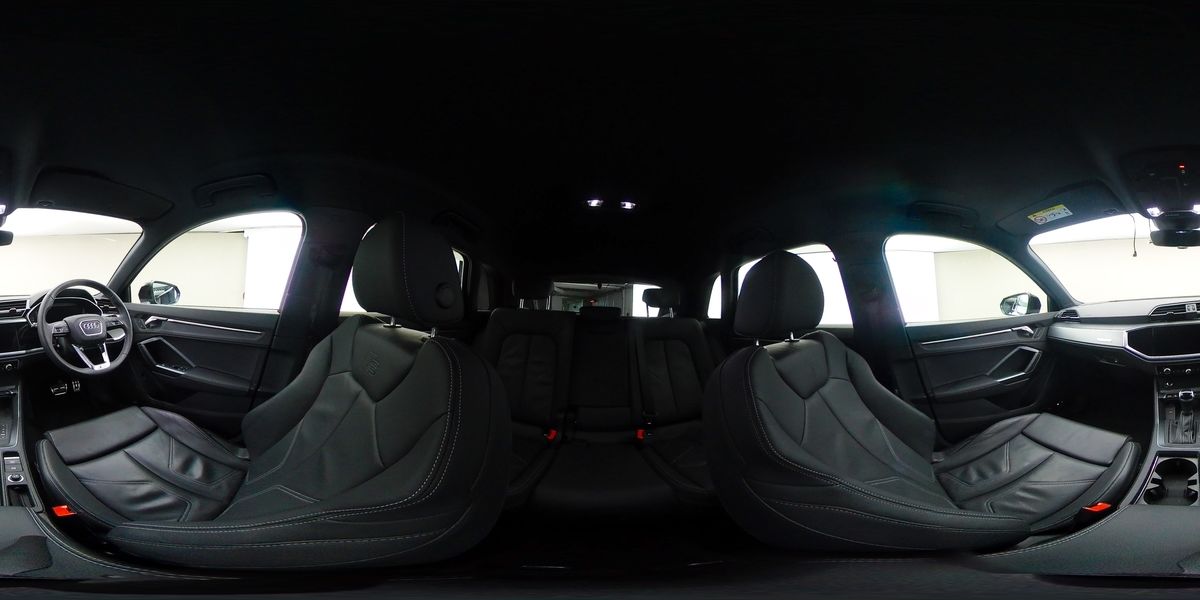 More views of Audi Q3