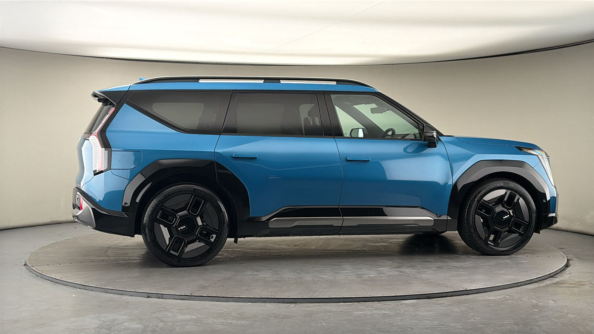 More views of Kia EV9