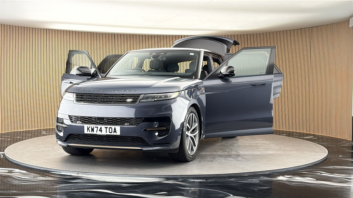 More views of Land Rover Range Rover Sport