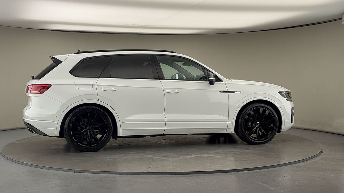 More views of Volkswagen Touareg