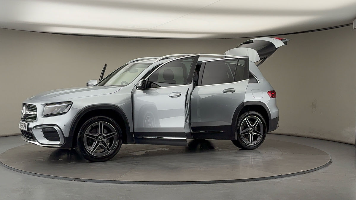 More views of Mercedes-Benz GLB