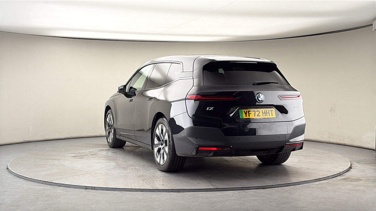 More views of BMW iX