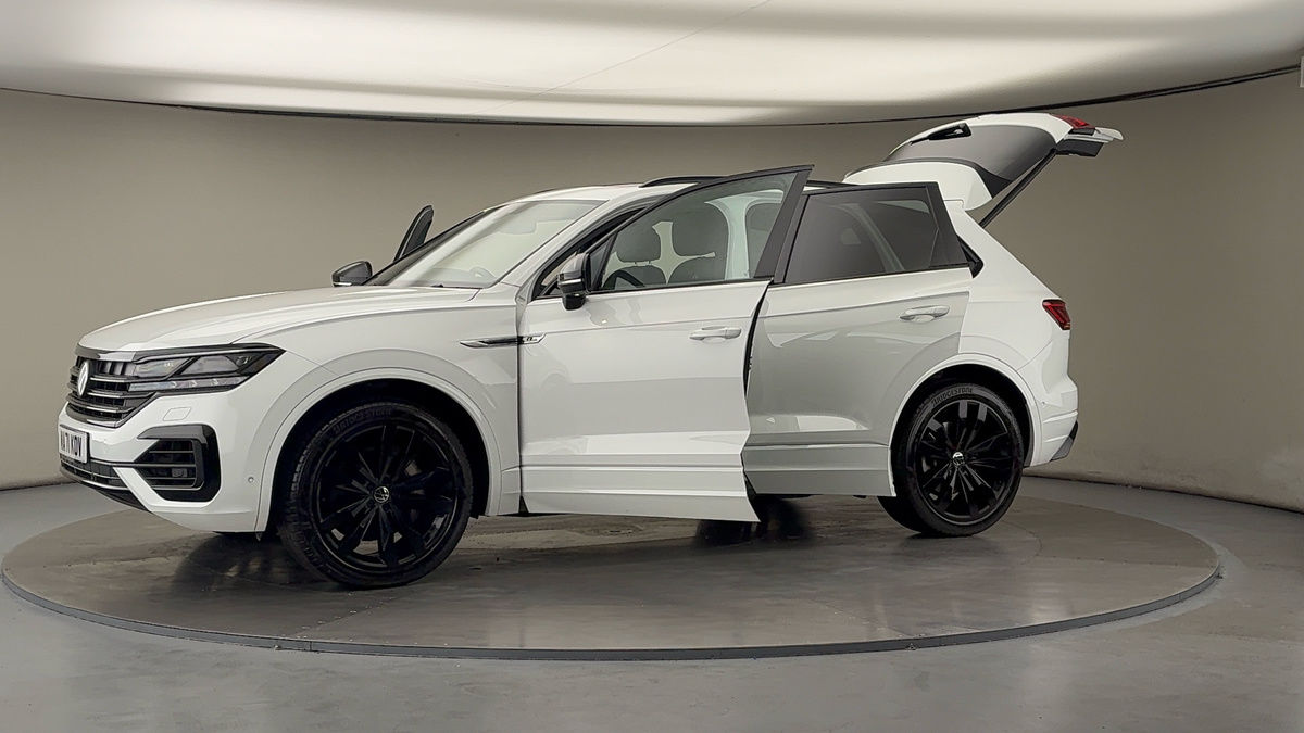 More views of Volkswagen Touareg