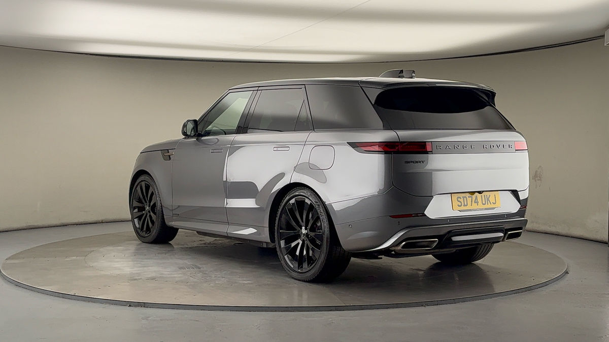 Land Rover Range Rover Sport Image 2