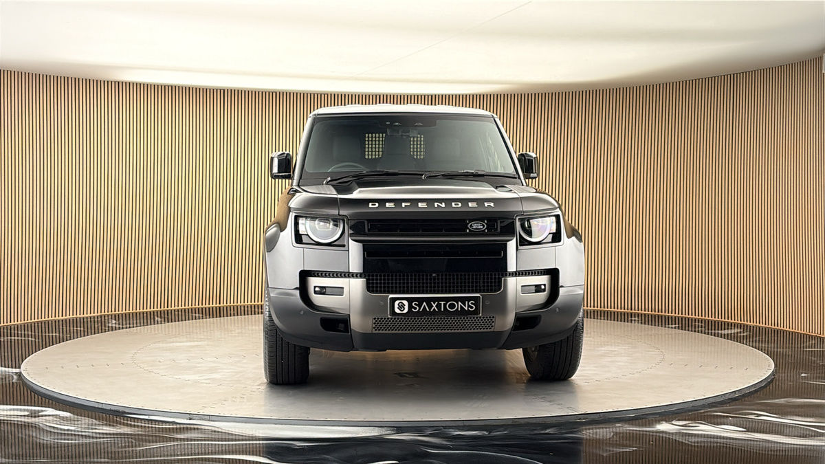 More views of Land Rover Defender 90