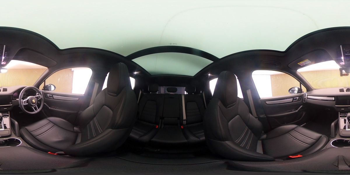 More views of Porsche Cayenne