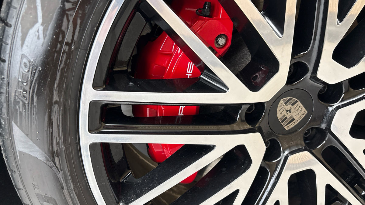 Porsche Cayenne Image 35