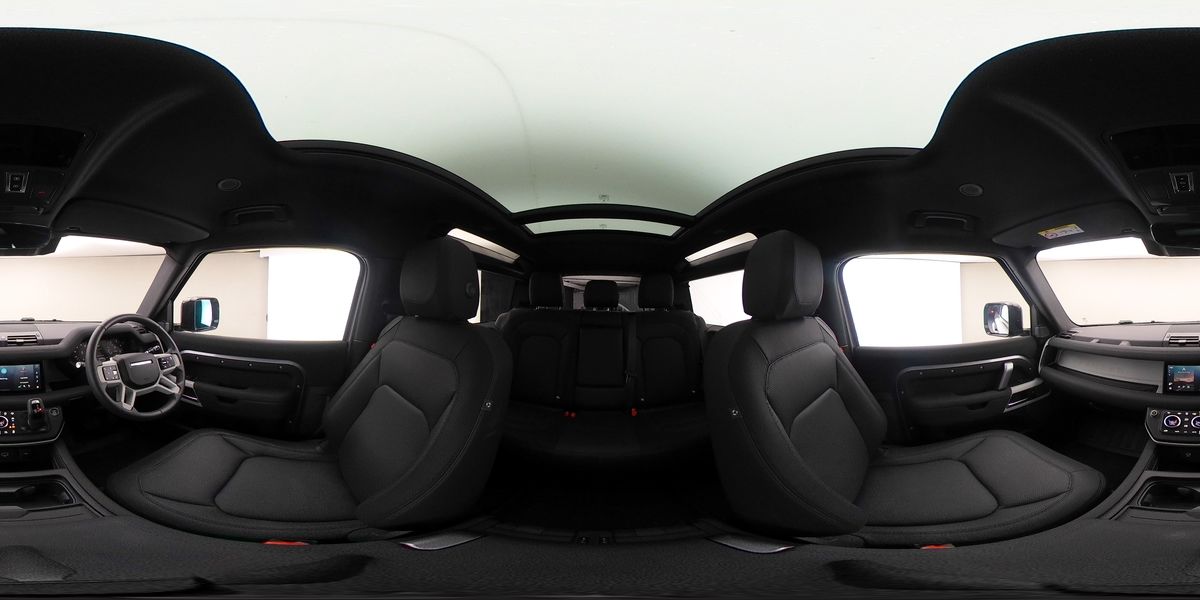 More views of Land Rover Defender 90