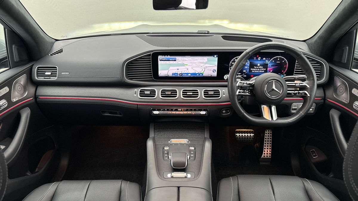 Mercedes-Benz GLS Image 12
