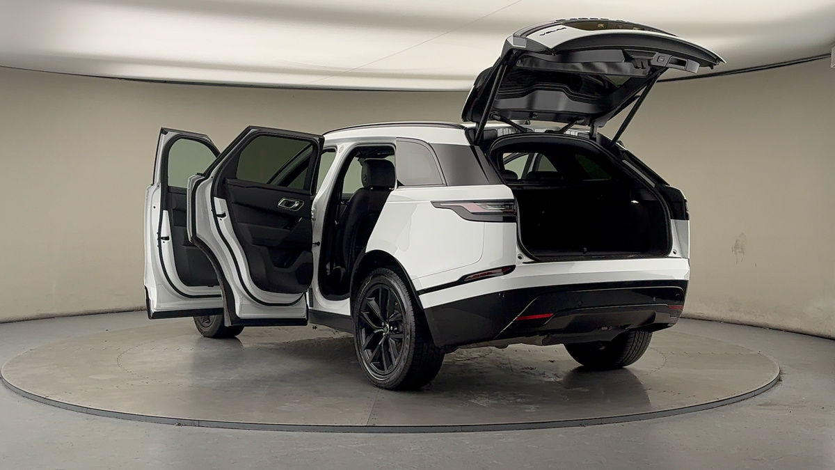Land Rover Range Rover Velar Image 23