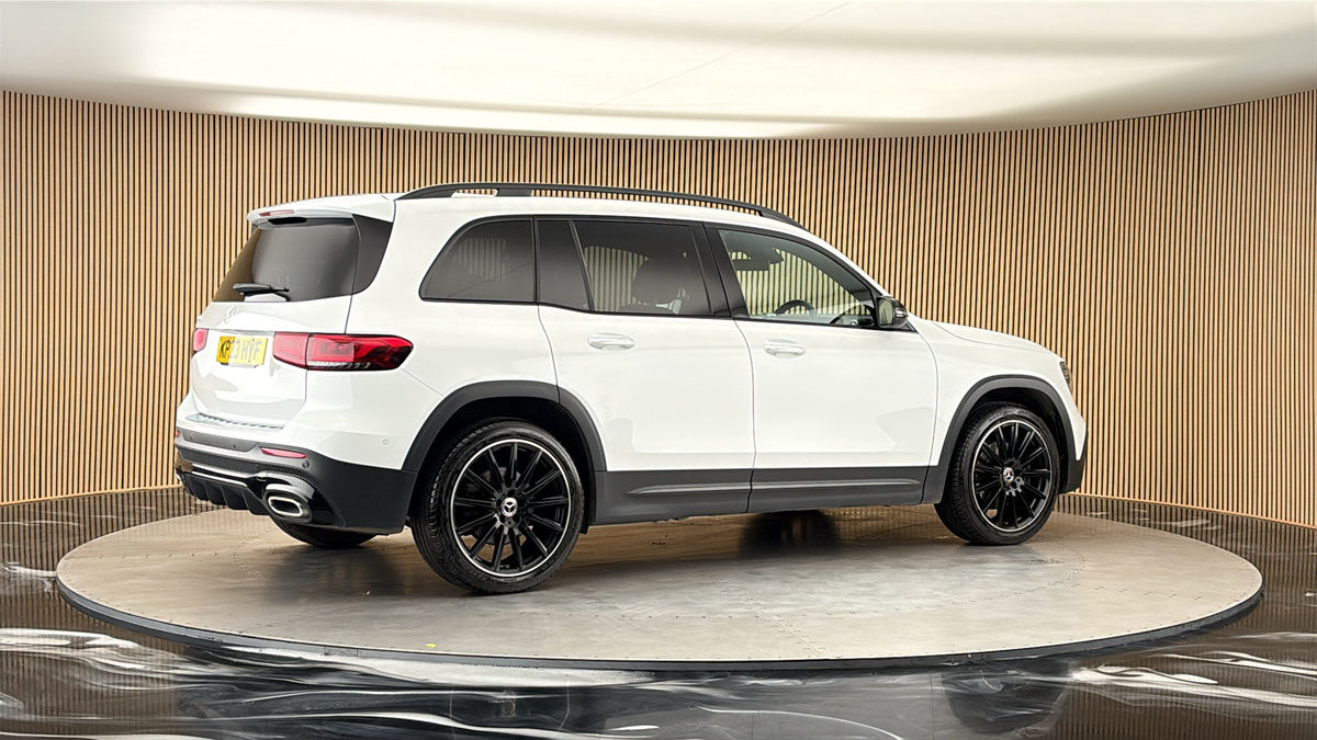 More views of Mercedes-Benz GLB