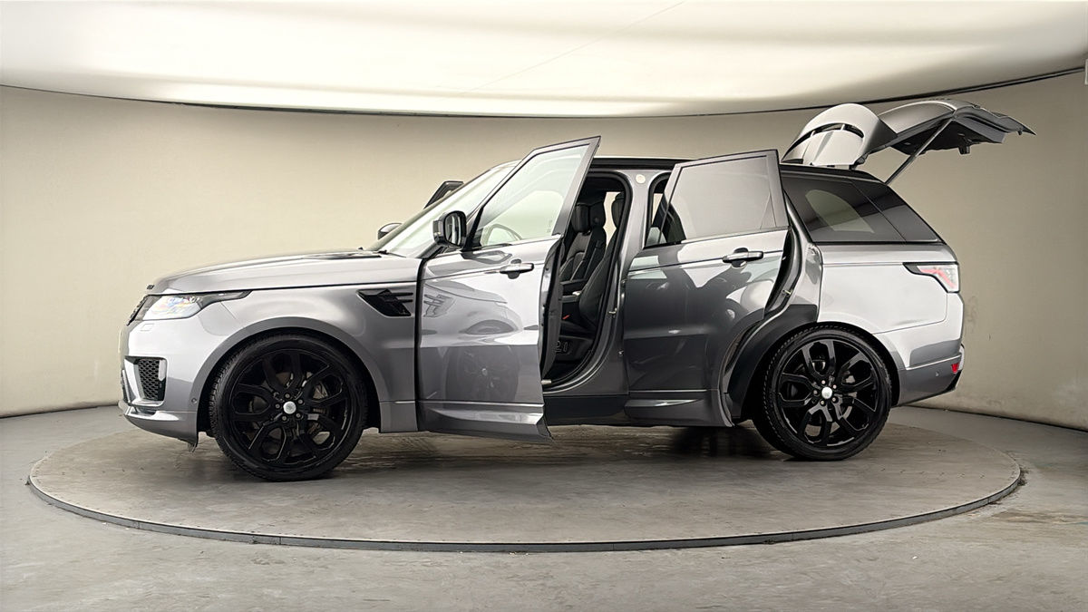 More views of Land Rover Range Rover Sport