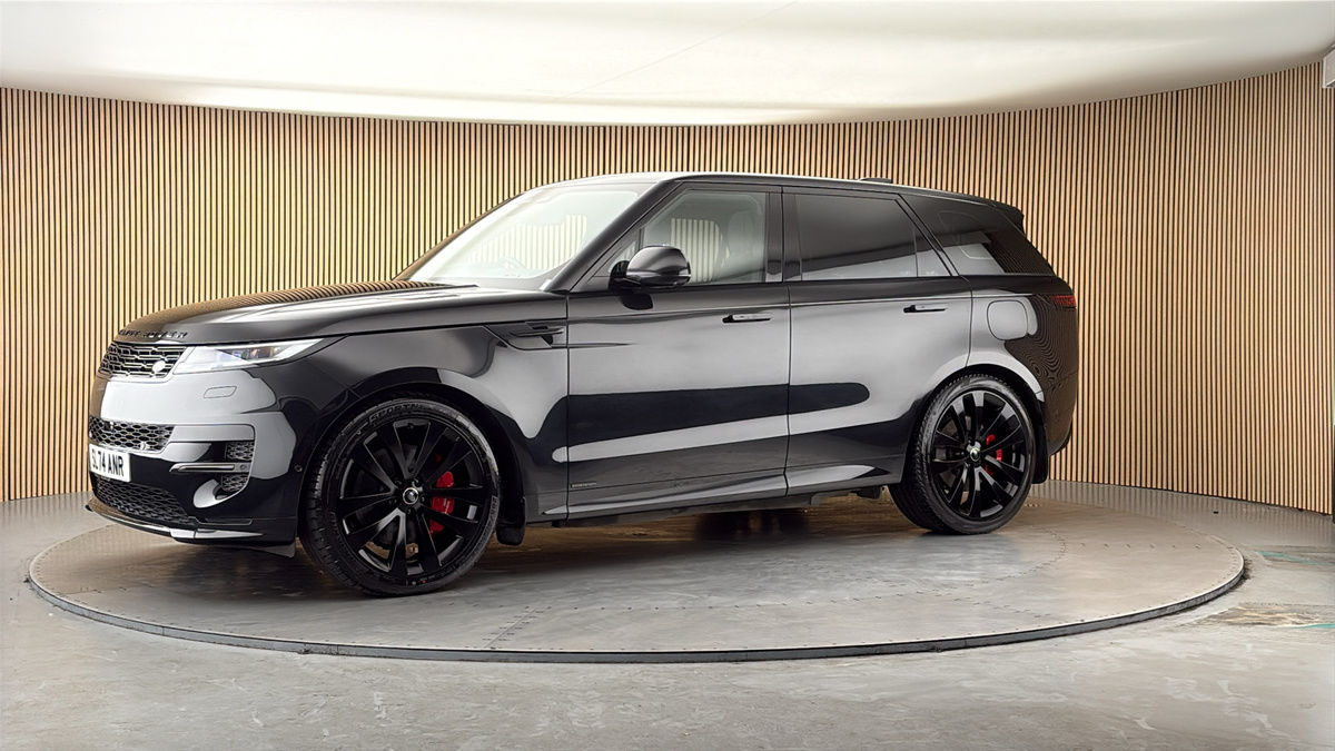 More views of Land Rover Range Rover Sport