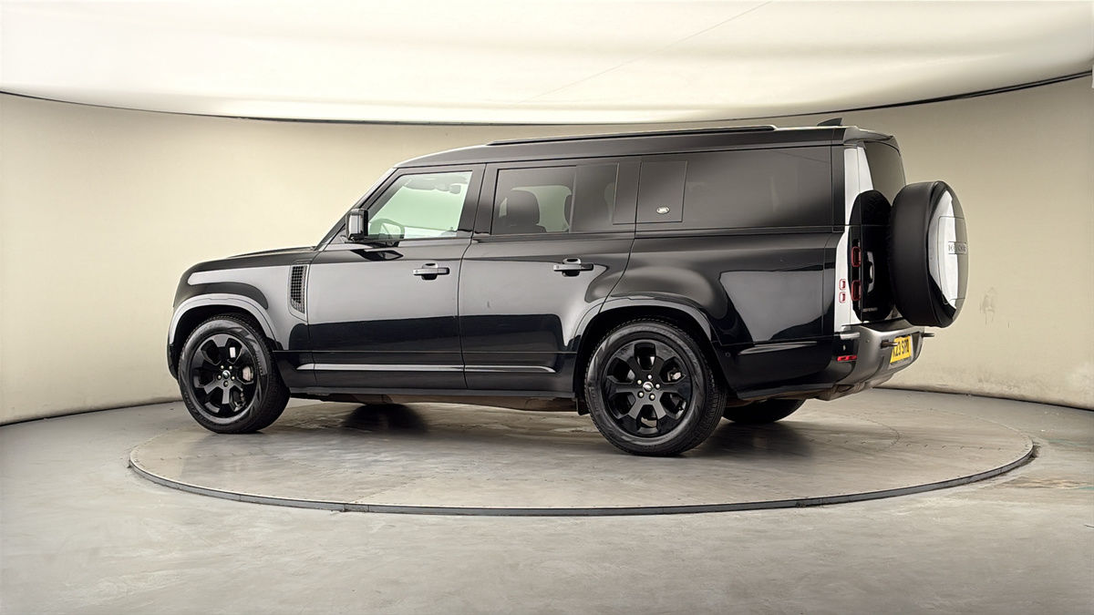 More views of Land Rover Defender 130