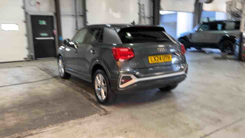 More views of Audi Q2