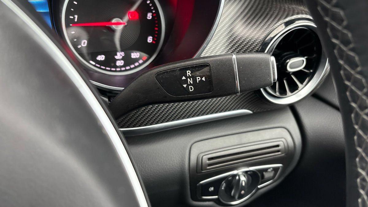 Mercedes-Benz V Class Image 6