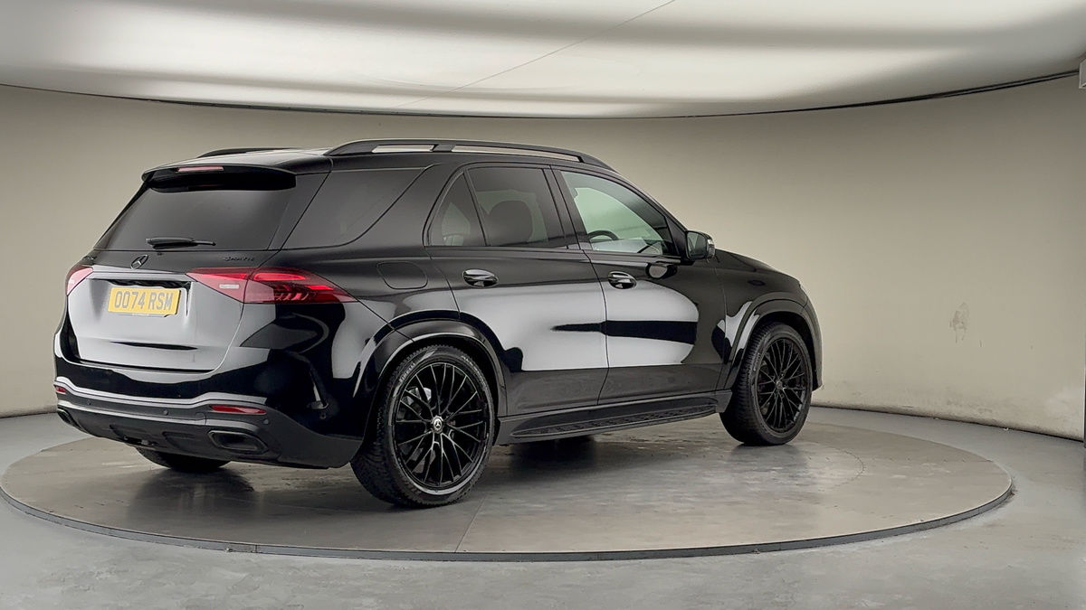 Mercedes-Benz GLE Image 21