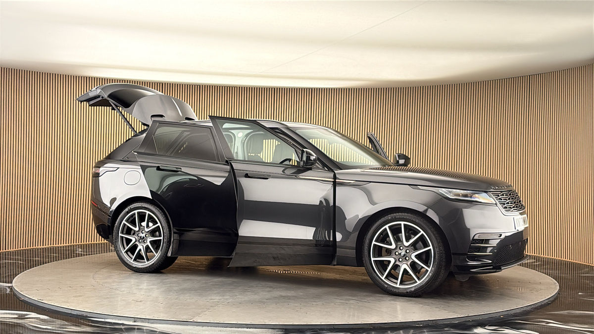 More views of Land Rover Range Rover Velar