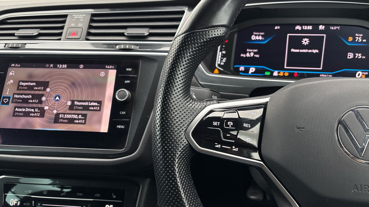 Volkswagen Tiguan Image 13