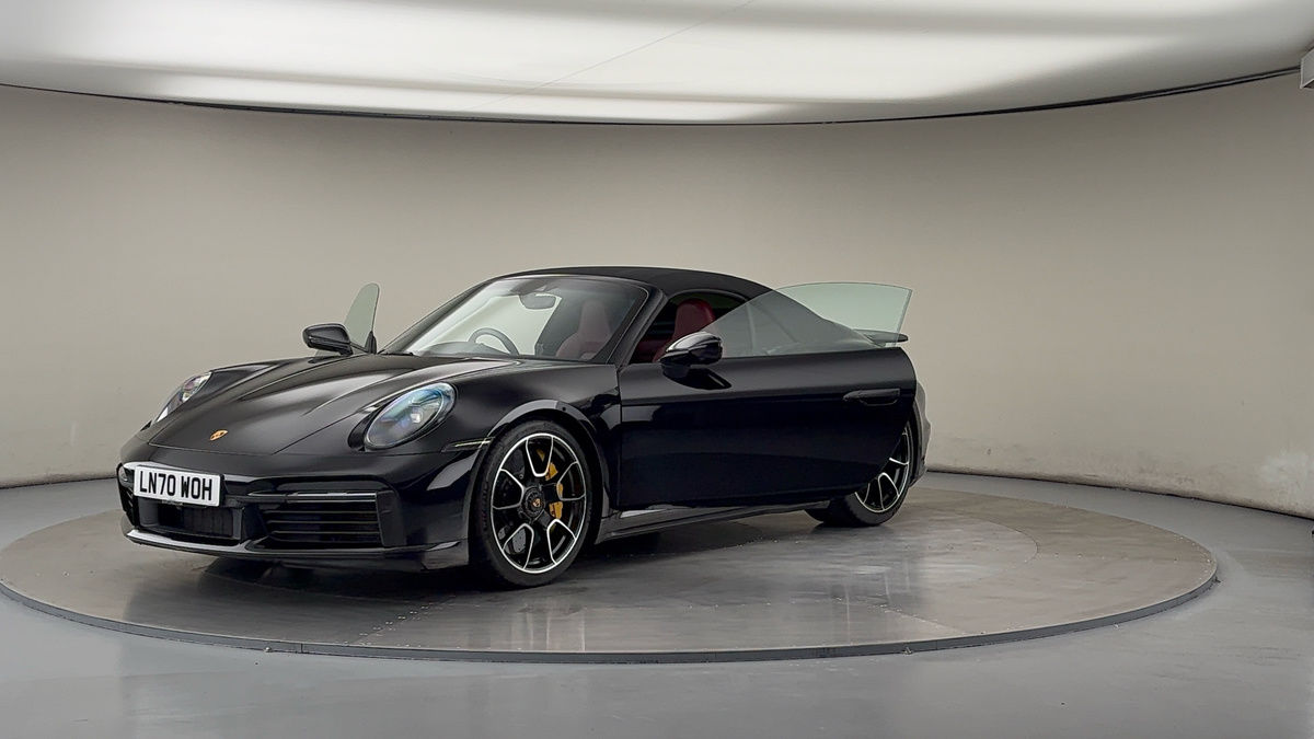 More views of Porsche 911