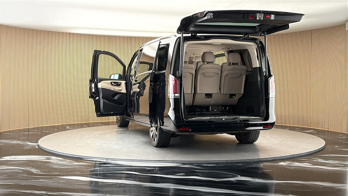 More views of Mercedes-Benz V Class