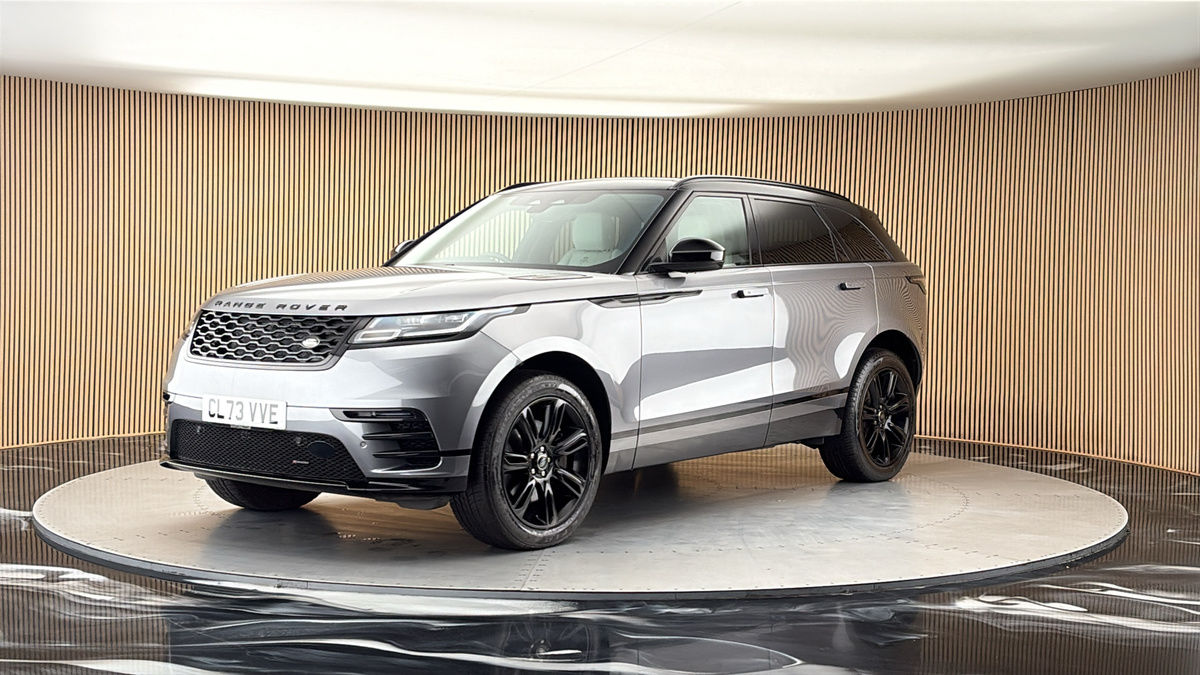 Land Rover Range Rover Velar Image 20