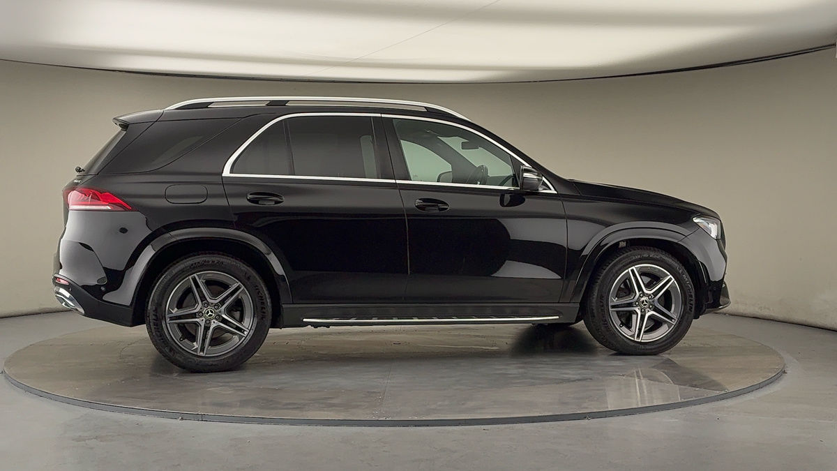 More views of Mercedes-Benz GLE