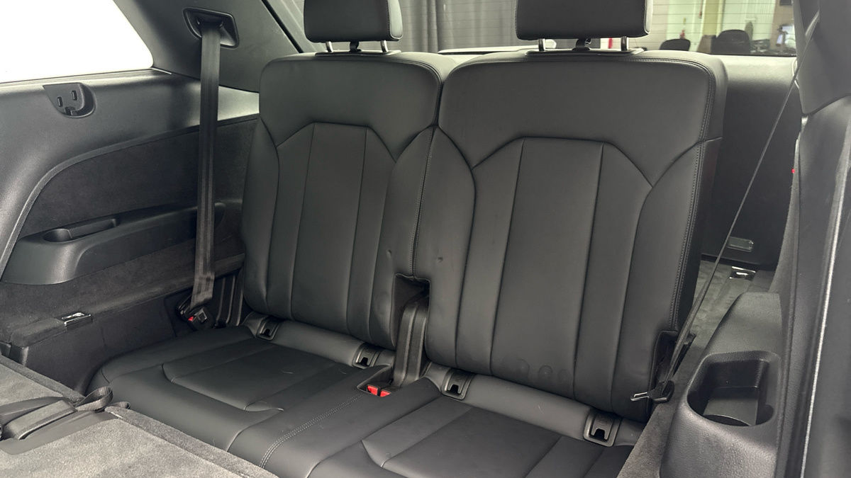 Audi Q7 Image 25