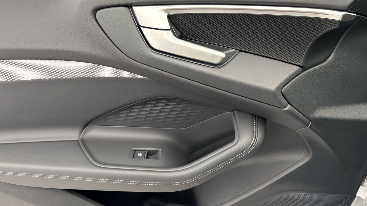 Audi A5 Image 19
