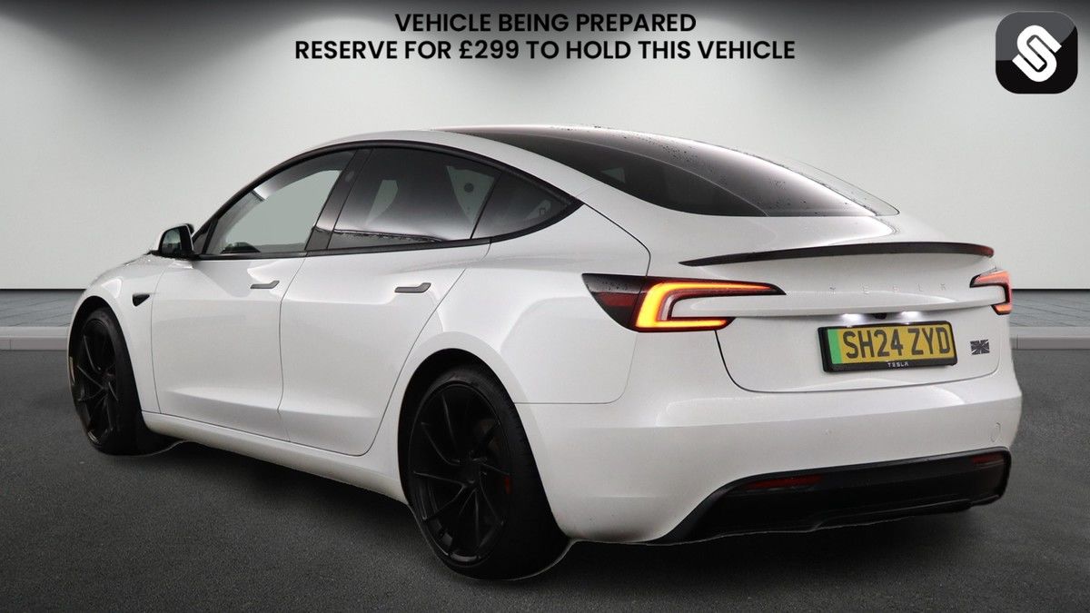 Tesla Model 3 Image 3