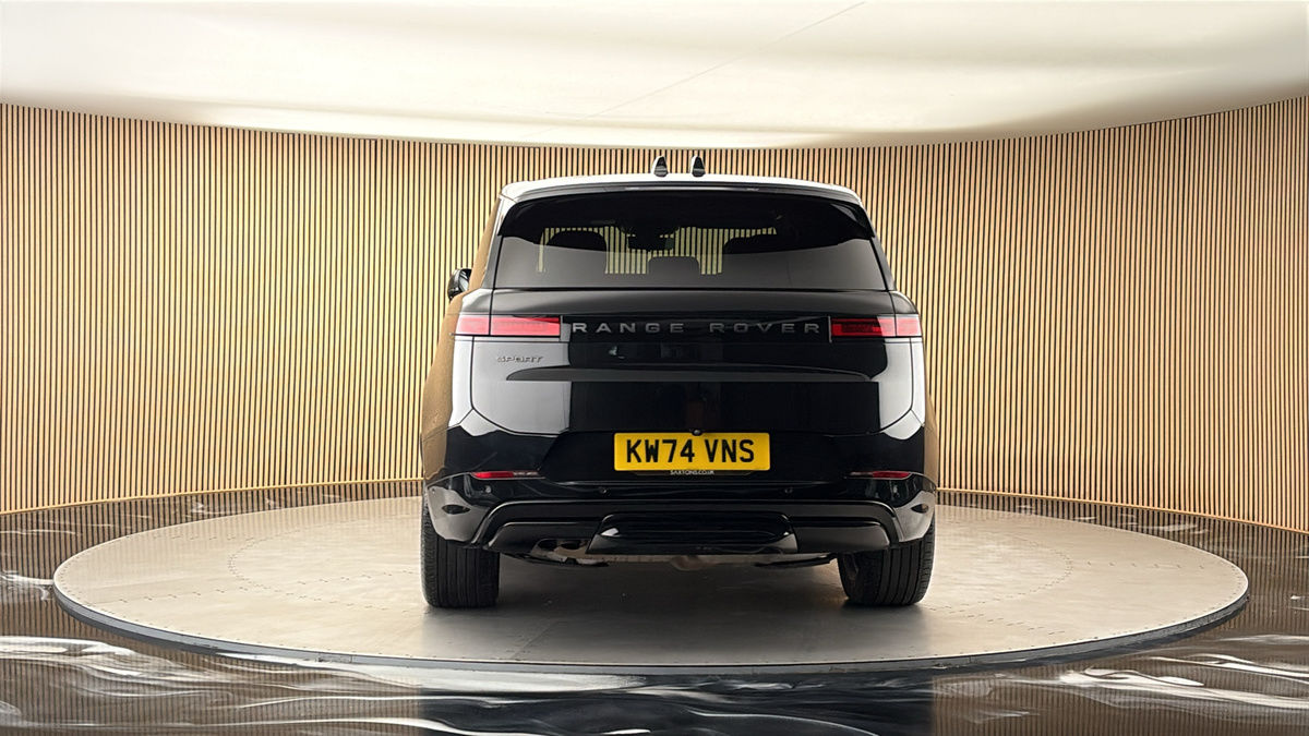 More views of Land Rover Range Rover Sport