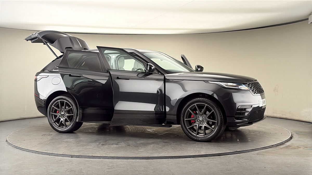 More views of Land Rover Range Rover Velar