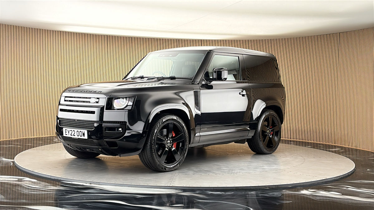 Land Rover Defender 90 Image 20