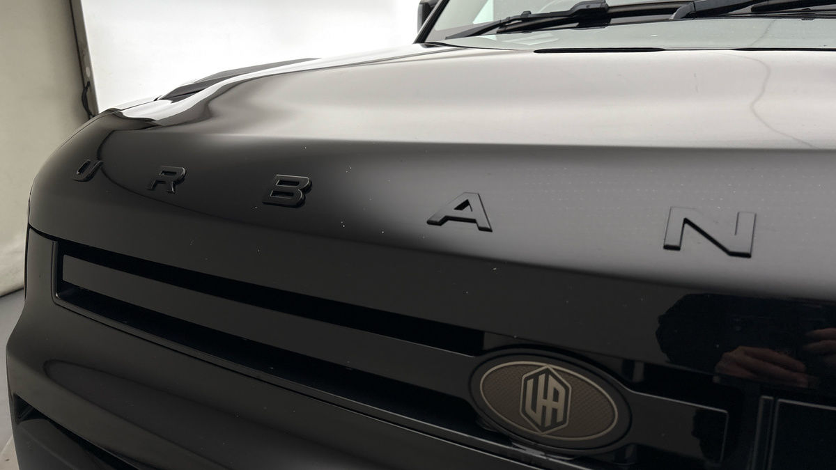 Land Rover Defender 110 Urban Image 24