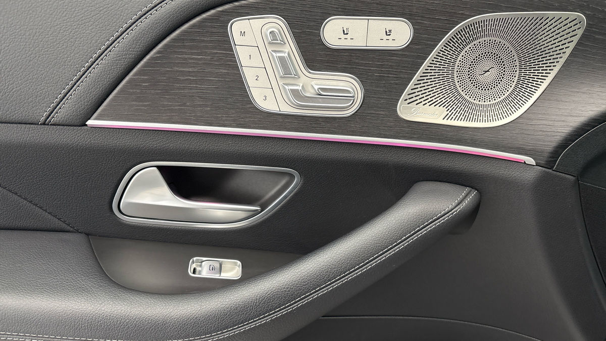 Mercedes-Benz GLE Image 19