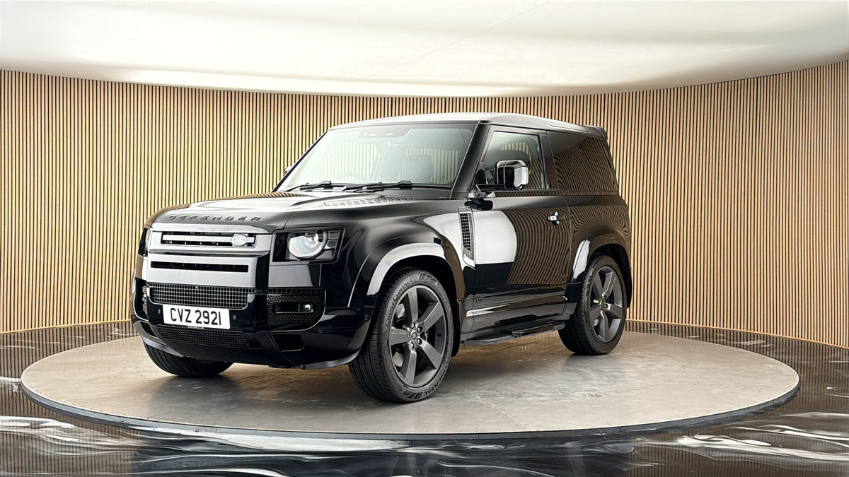 More views of Land Rover Defender 90