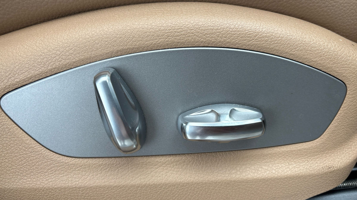 Porsche Macan Image 25