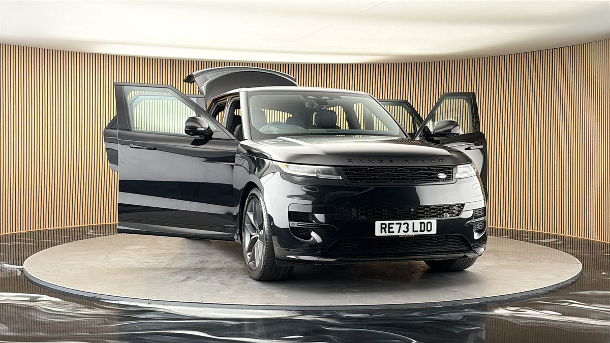 More views of Land Rover Range Rover Sport