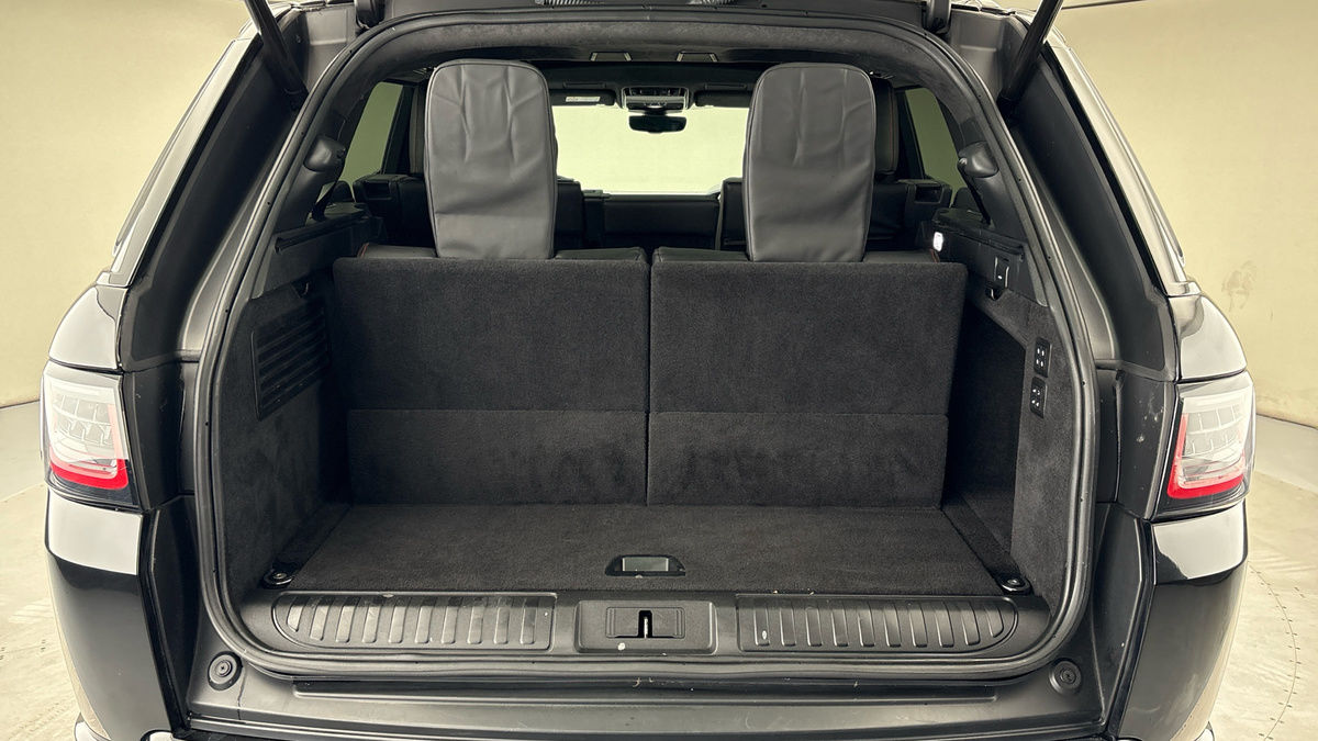 Land Rover Range Rover Sport Image 11