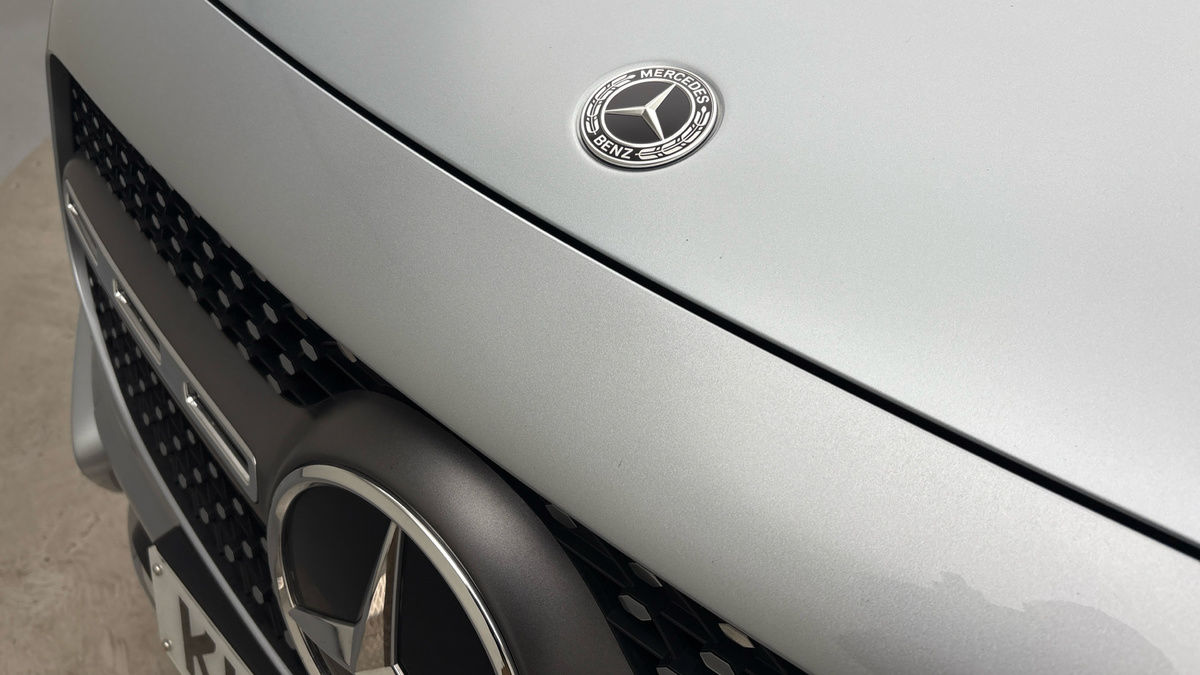 Mercedes-Benz GLB Image 24