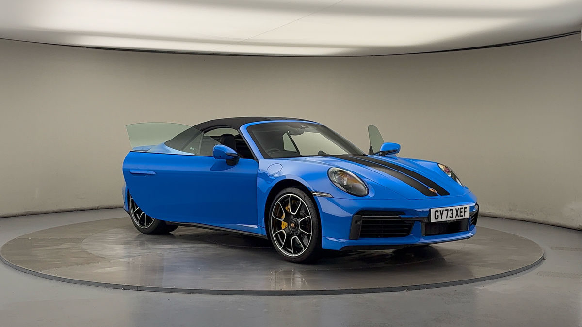 More views of Porsche 911