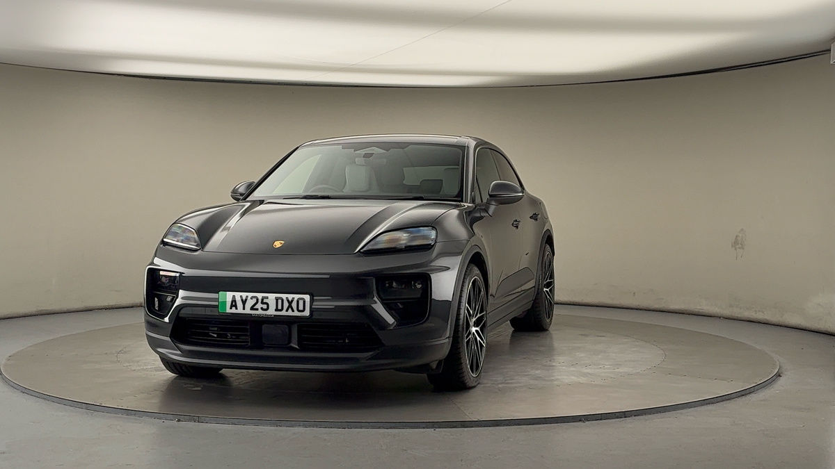 More views of Porsche Macan